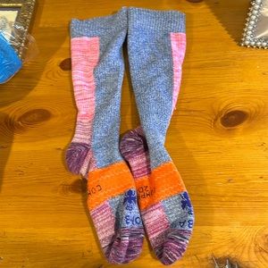 Bombas performance compression socks